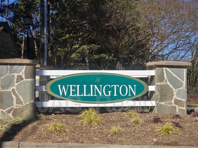 Building Photo - 4323 Chadwell Ln