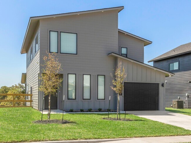 Building Photo - 4134 Jeanne Dr