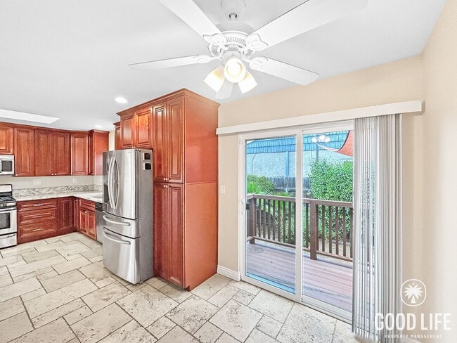 Building Photo - Charming 3BD/2BA w/ A/C, Attached Garage, and Large Yard in La Mesa!