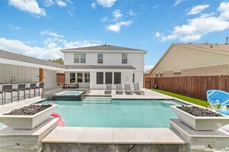 Building Photo - 21115 Birchbank Ln