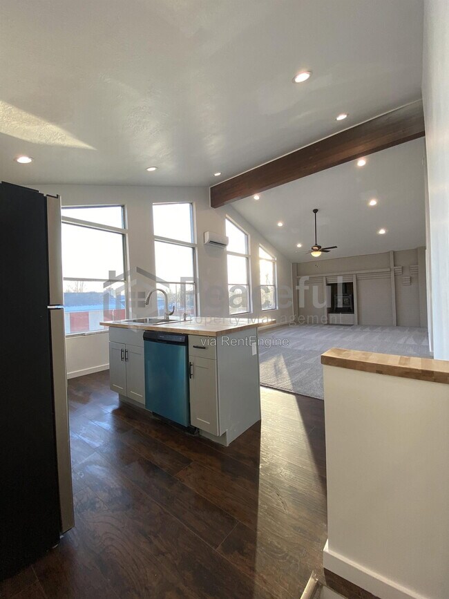 Foto del edificio - 4326 S 900 E