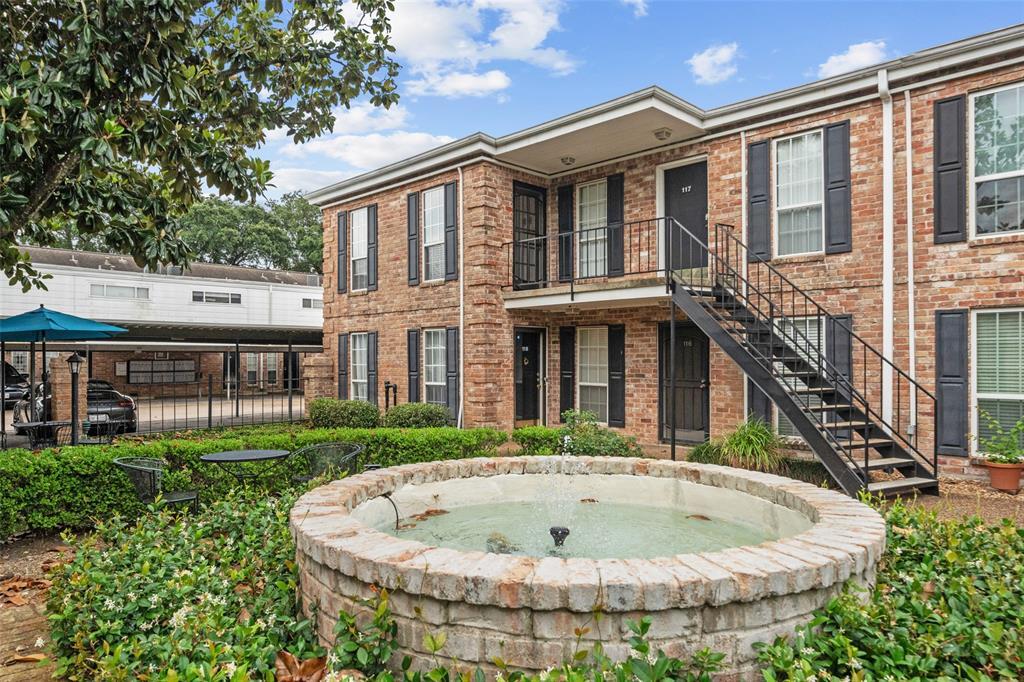 Foto principal - 6410 Del Monte Dr