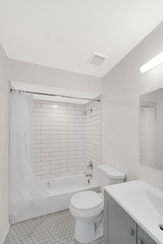 Building Photo - 4631 Eberly Ave