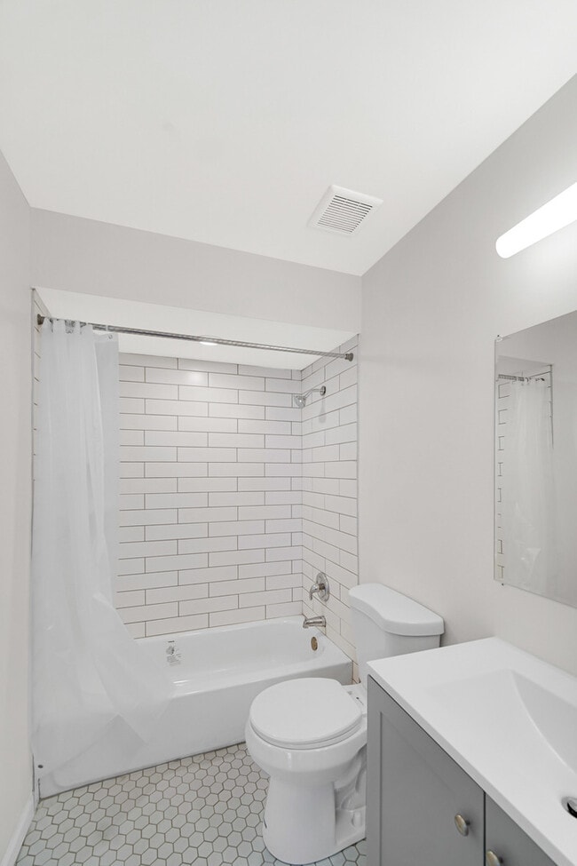 Foto del edificio - 4631 Eberly Ave