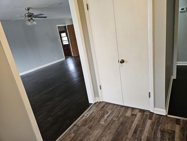 Foto del edificio - 5140 Kindred Ave