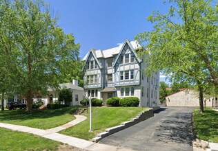 Building Photo - 125 W Bodley Ave