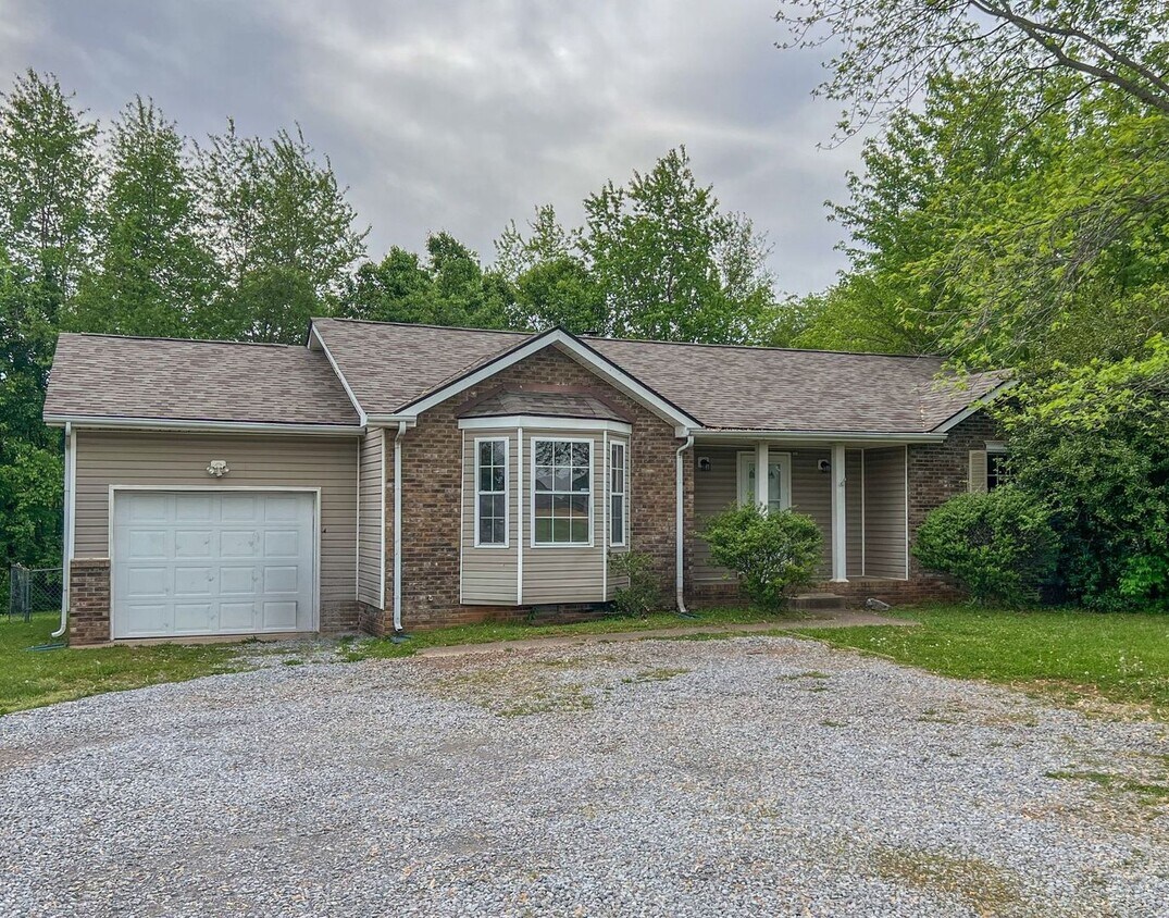 Foto principal - 3816 Trenton Rd