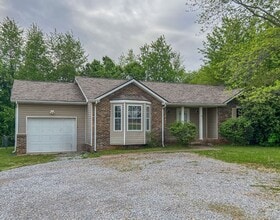 Building Photo - 3816 Trenton Rd