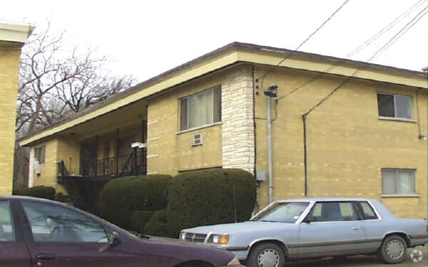 Primary Photo - 4231 Harlem Ave
