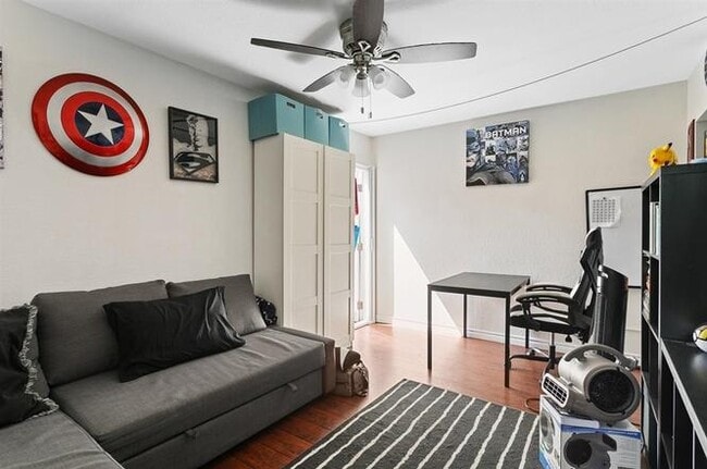 Foto del edificio - 408 S 33rd St