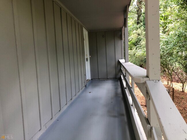 Foto del edificio - 175 Westwood Dr
