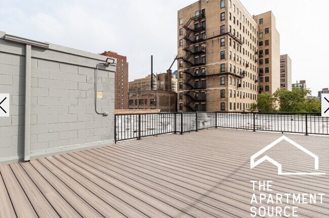 Foto del edificio - 445 W Barry Ave