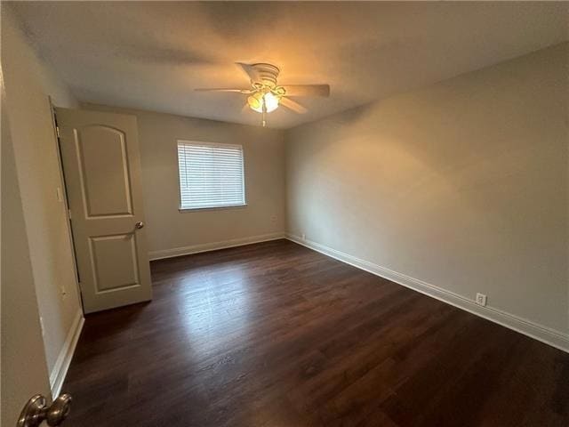 Building Photo - 3209 Golden Dr
