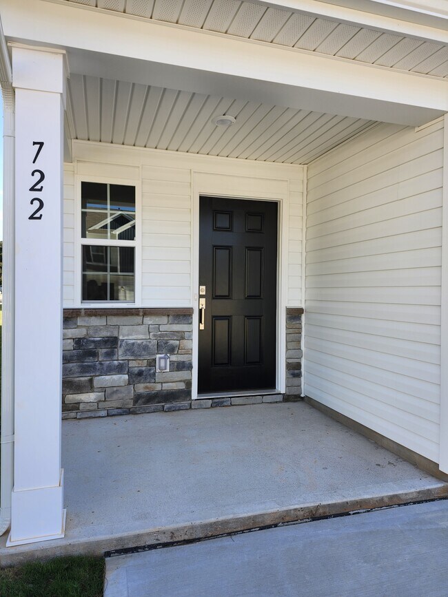 Foto del edificio - 722 Peyden Ln