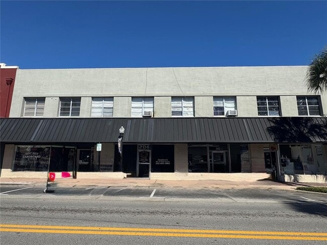 Building Photo - 206 W Main St