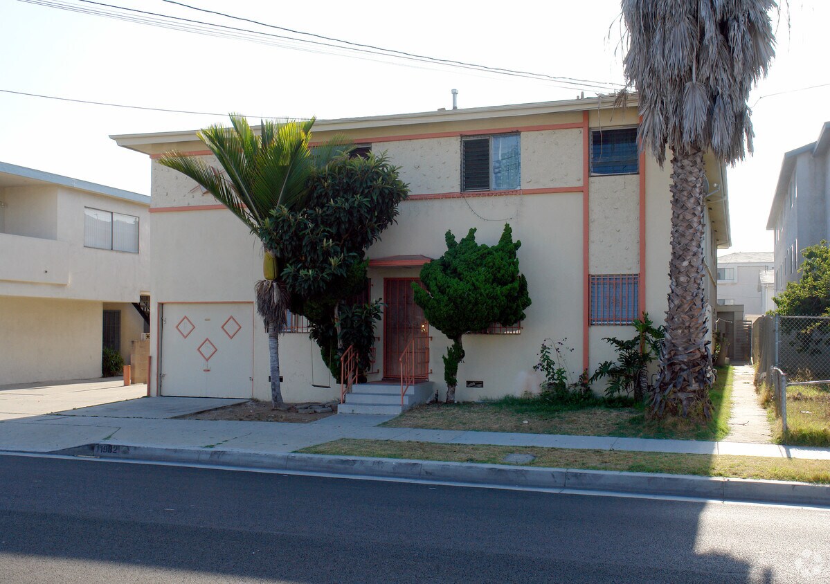 Foto del edificio - 11982 Grevillea Ave
