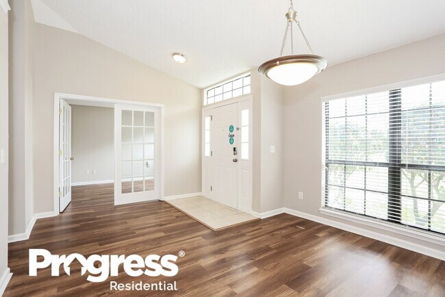 Building Photo - 2479 Coachman Lakes Dr