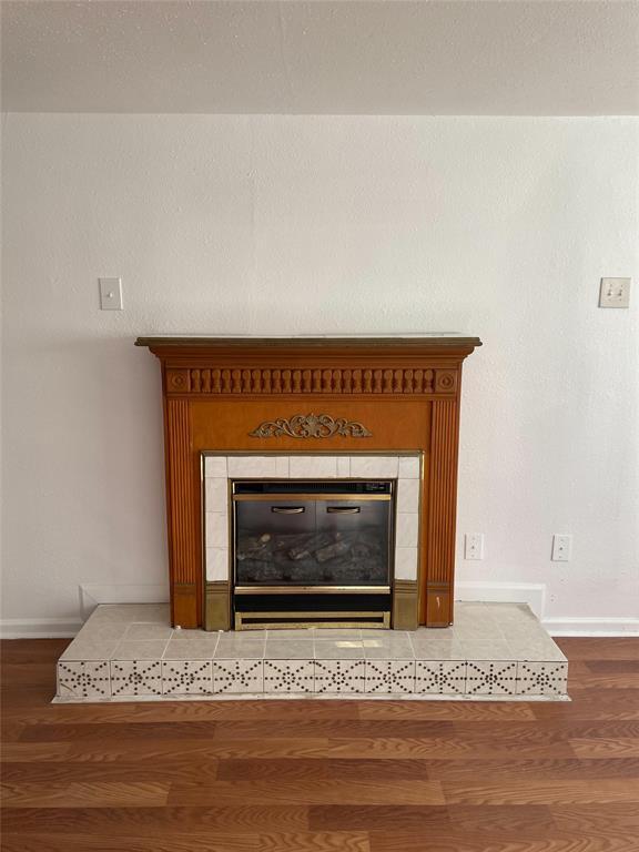 Building Photo - 7914 Lockwood Dr