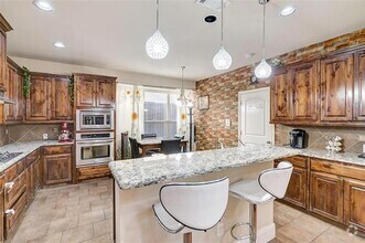 Building Photo - 13032 Preserve Ln