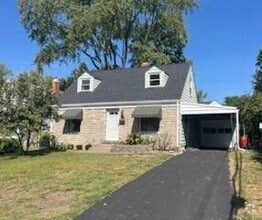 Building Photo - 582 Loveman Ave