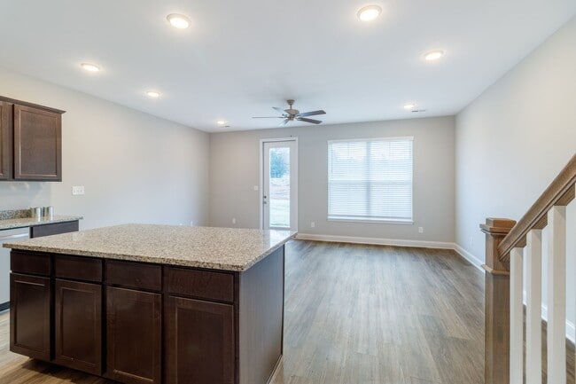 Building Photo - 4860 Ancient Glacier Ln