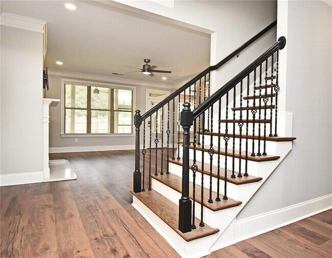Foto del edificio - 2625 Hickory Hill Dr