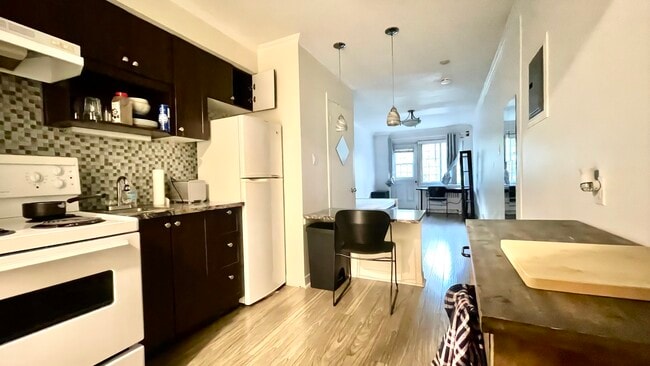 Photo du bâtiment - 3617 Rue Sainte-Famille