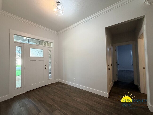 Foto del edificio - Spacious 5-Bedroom Home in Northern Pines, Fort Walton Beach!
