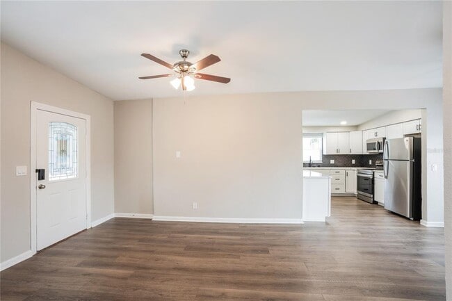 Foto del edificio - 8716 78th Pl