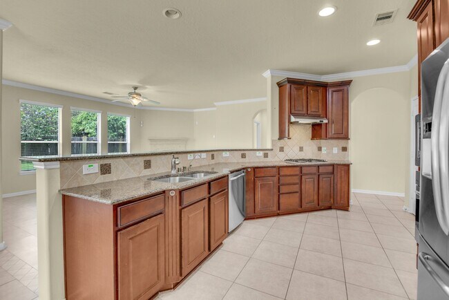Foto del edificio - 26110 Basil View Ln