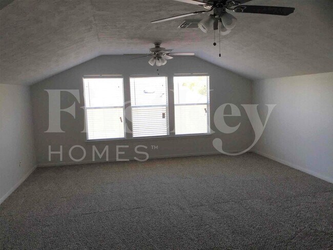 Building Photo - 21735 Orange Maple Ct