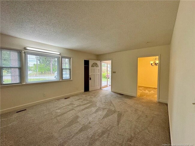 Building Photo - 400 Harrill Cir
