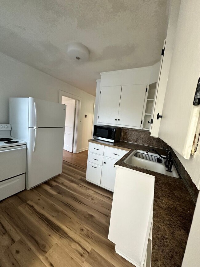 Foto del edificio - 304/306 West 14th Street