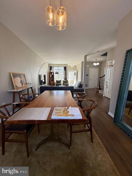 Foto del edificio - 83 Shelley Cir