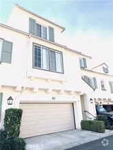 Building Photo - 36 Leucadia