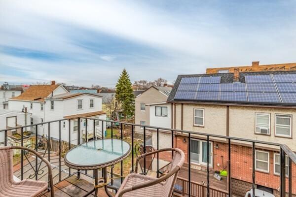 Foto del edificio - 541 Revere St