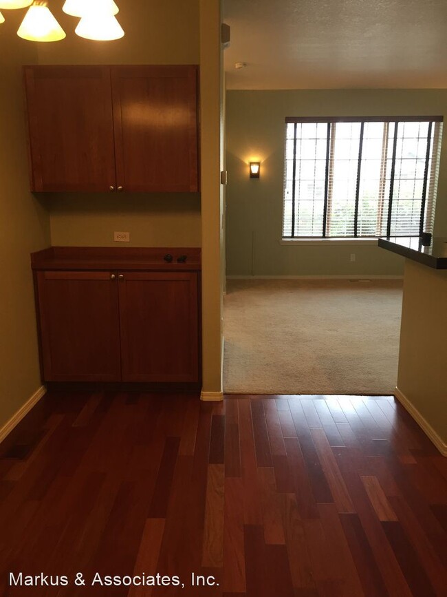Building Photo - 16960 NW Shadow Hills Ln