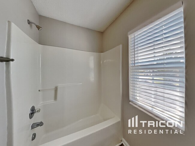 Foto del edificio - 5959 Ricker Rd