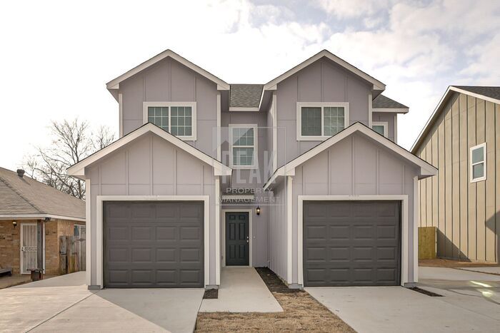 $1395! PRICE ENHANCEMENT Stunning Fort Worth Duplex Available for Rent! Apply by 1/21 and have a ... - $1425! Stunning Fort Worth Duplex Available for Rent!