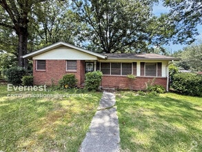 Building Photo - 304 Westwood Dr