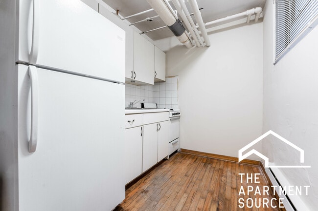 Photo - 2890 N Clark St Apartment