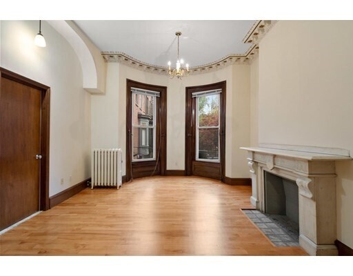 Primary Photo - 478 Columbus Ave