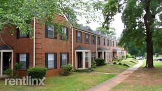 Building Photo - 1621 Valley Ave
