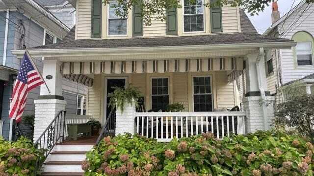 Foto del edificio - 121 Main Ave