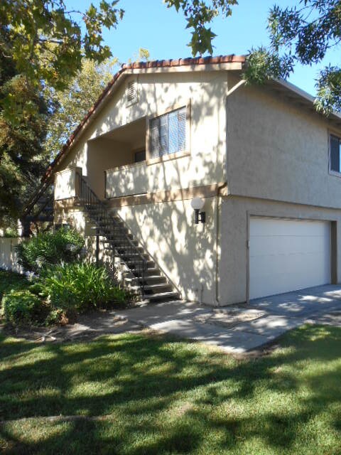 Foto principal - 402 Colony Cove Dr