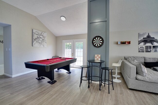 Foto del edificio - 4010 Oak Terrace Ct