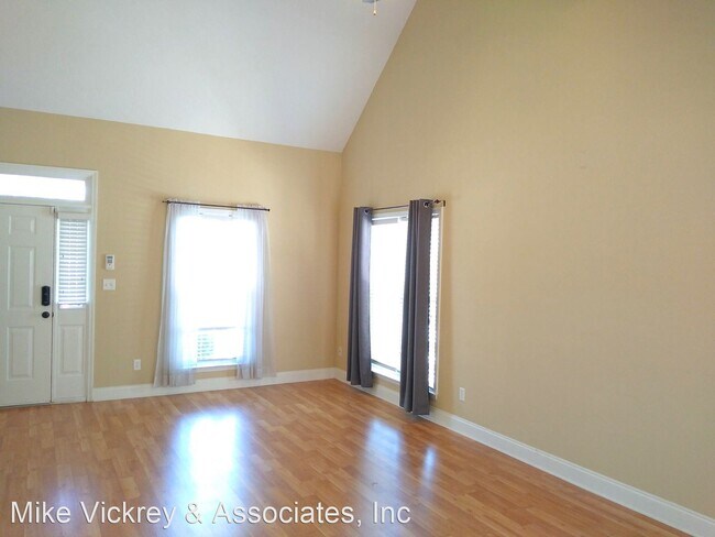 Building Photo - 3 br, 2.5 bath House - 2940 Aylesbury Drive