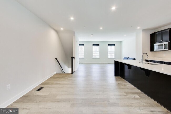 Foto del edificio - 11330 Meridian Hill Way