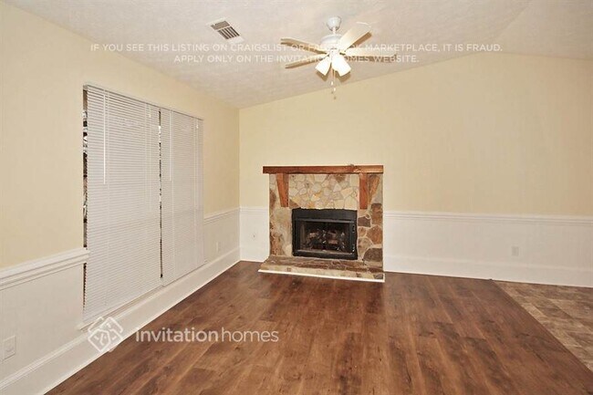 Foto del edificio - 5155 Sugar Crest Dr