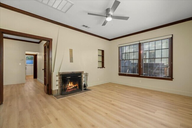 Building Photo - 762 - 766 Hamilton Ave.